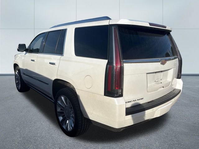 Used 2016 Cadillac Escalade Platinum AWD/4WD image 2