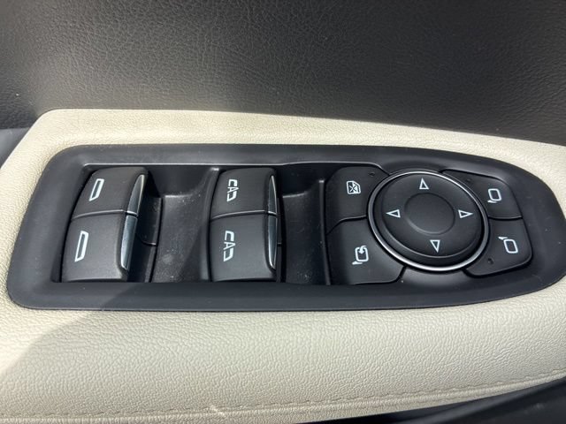 Used 2021 Cadillac XT6 Sport AWD/4WD image 16