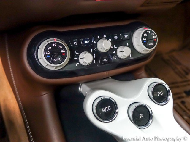 Used 2012 Ferrari California image 19