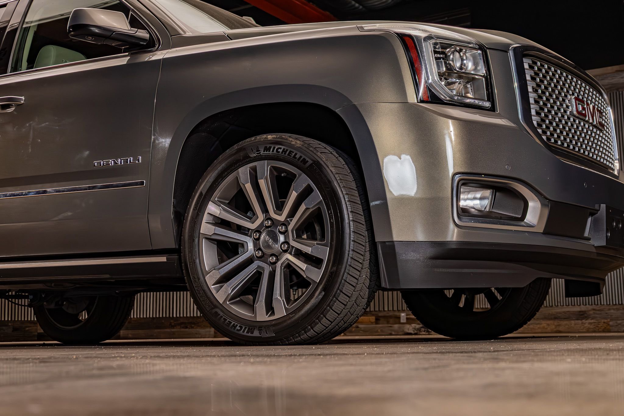 Used 2017 GMC Yukon Denali w/ Open Road Package AWD/4WD image 11
