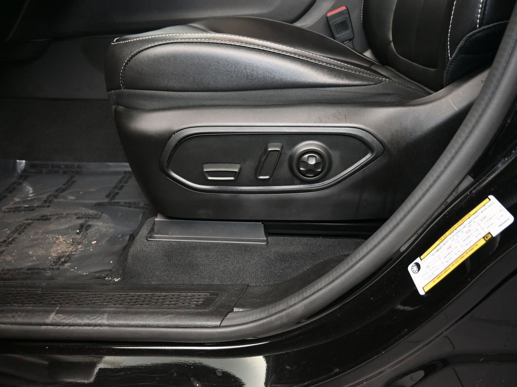 Used 2024 Jeep Grand Cherokee L Limited image 7