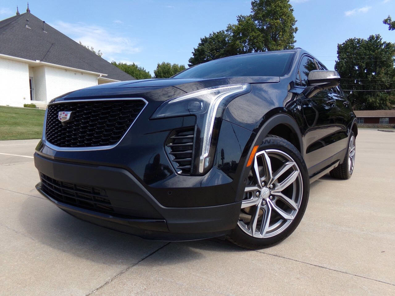 Used 2022 Cadillac XT4 Sport AWD/4WD image 11