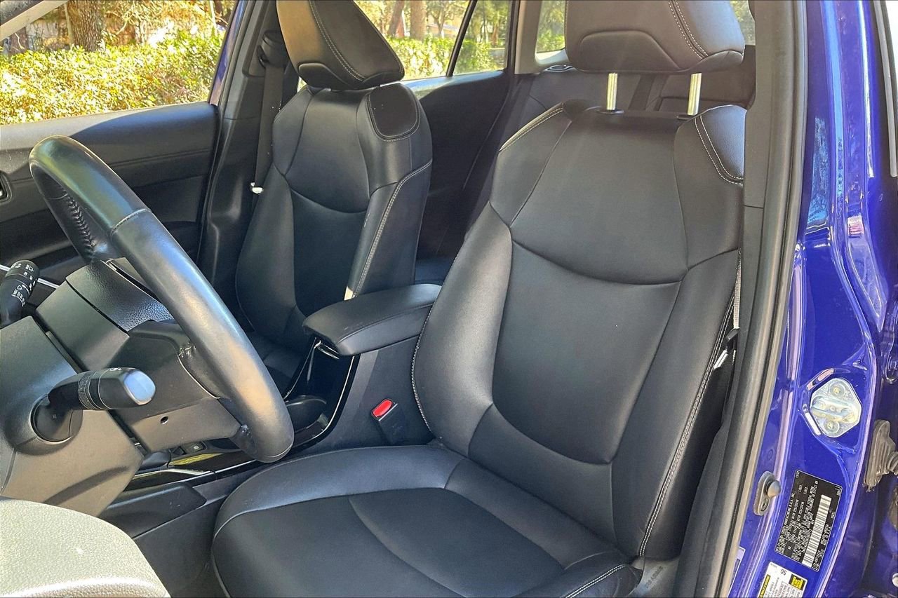 Used 2024 Toyota Corolla Cross XLE image 18