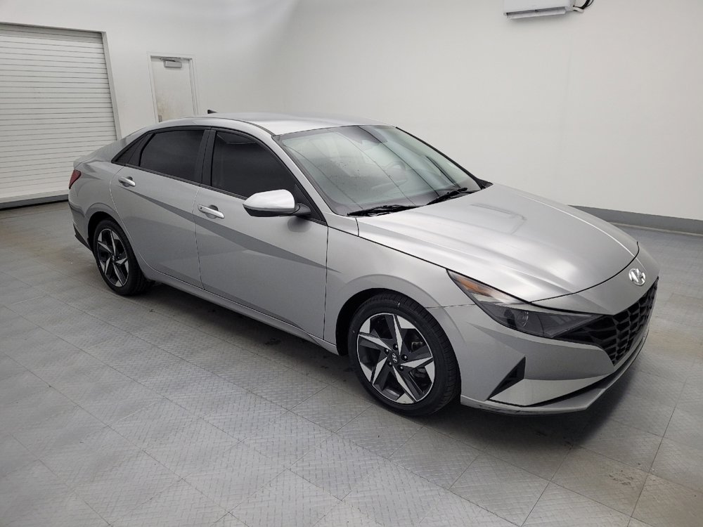 Used 2023 Hyundai Elantra SEL w/ Convenience Package image 11