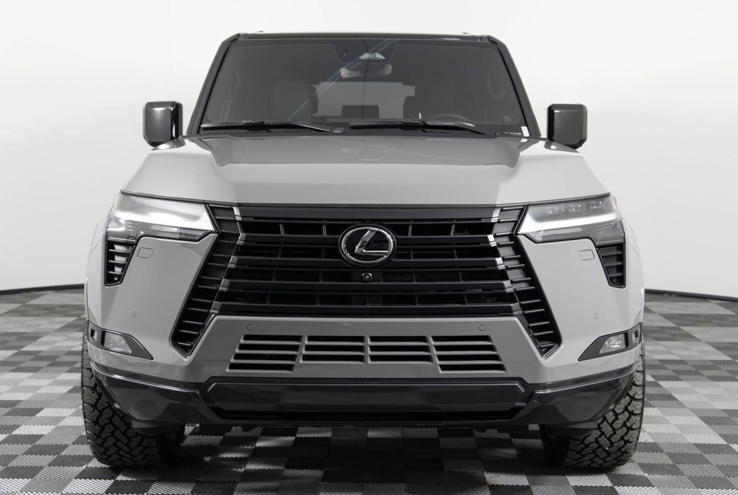 Used 2025 Lexus GX 550 w/ Accessory Package (Z1) AWD/4WD image 11