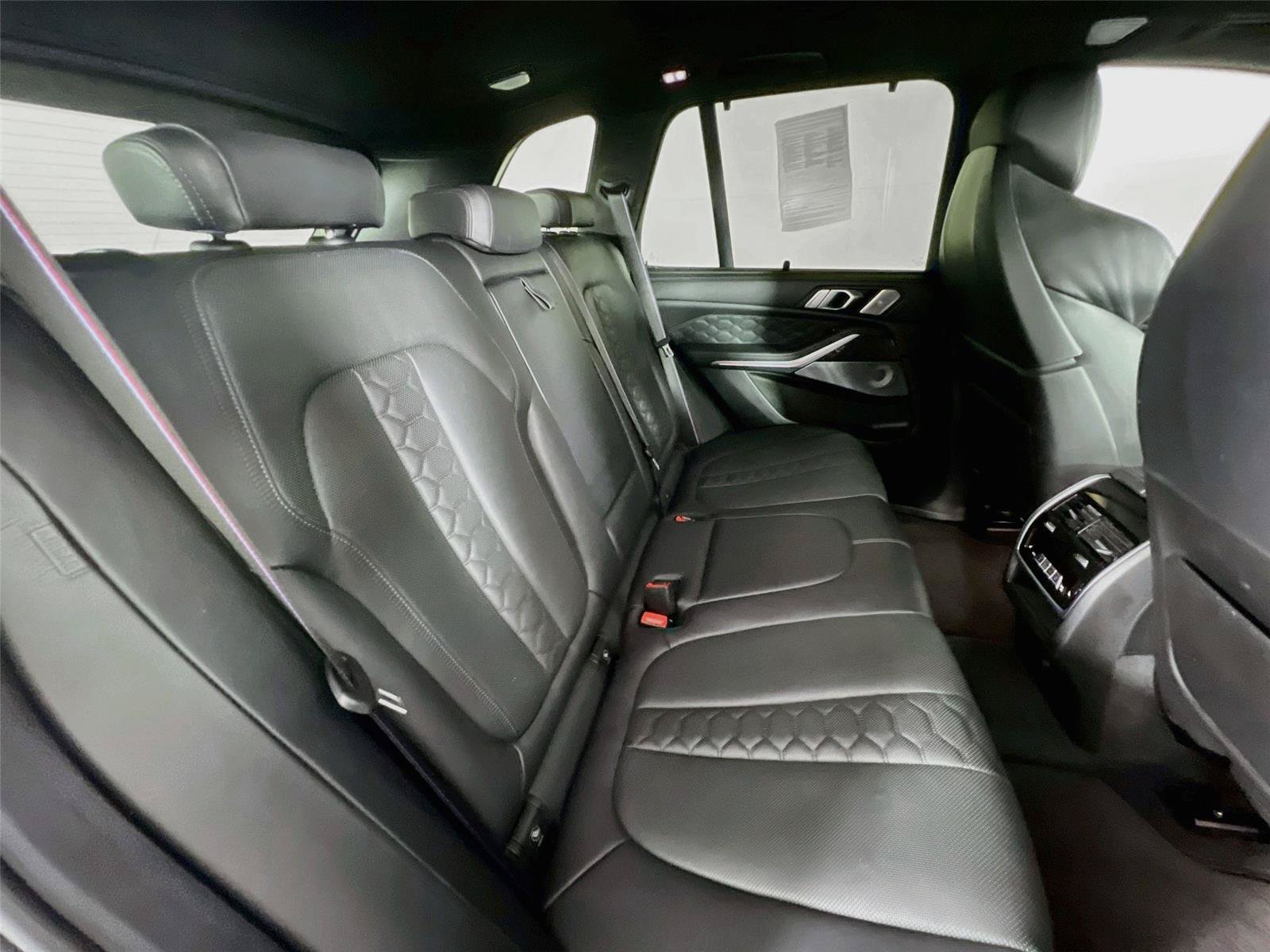 Used 2020 BMW X5 M Competition w/ Executive Package AWD/4WD image 27