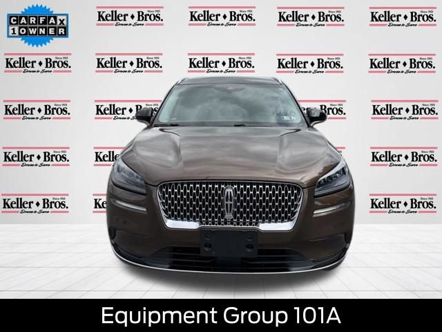 Used 2022 Lincoln Corsair AWD w/ Premium Package image 2