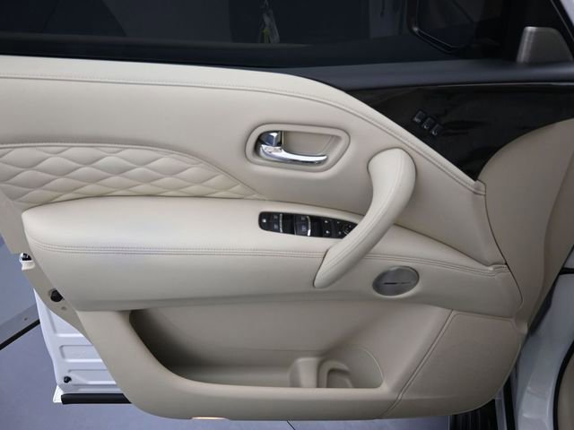 Used 2024 INFINITI QX80 Sensory AWD/4WD image 25