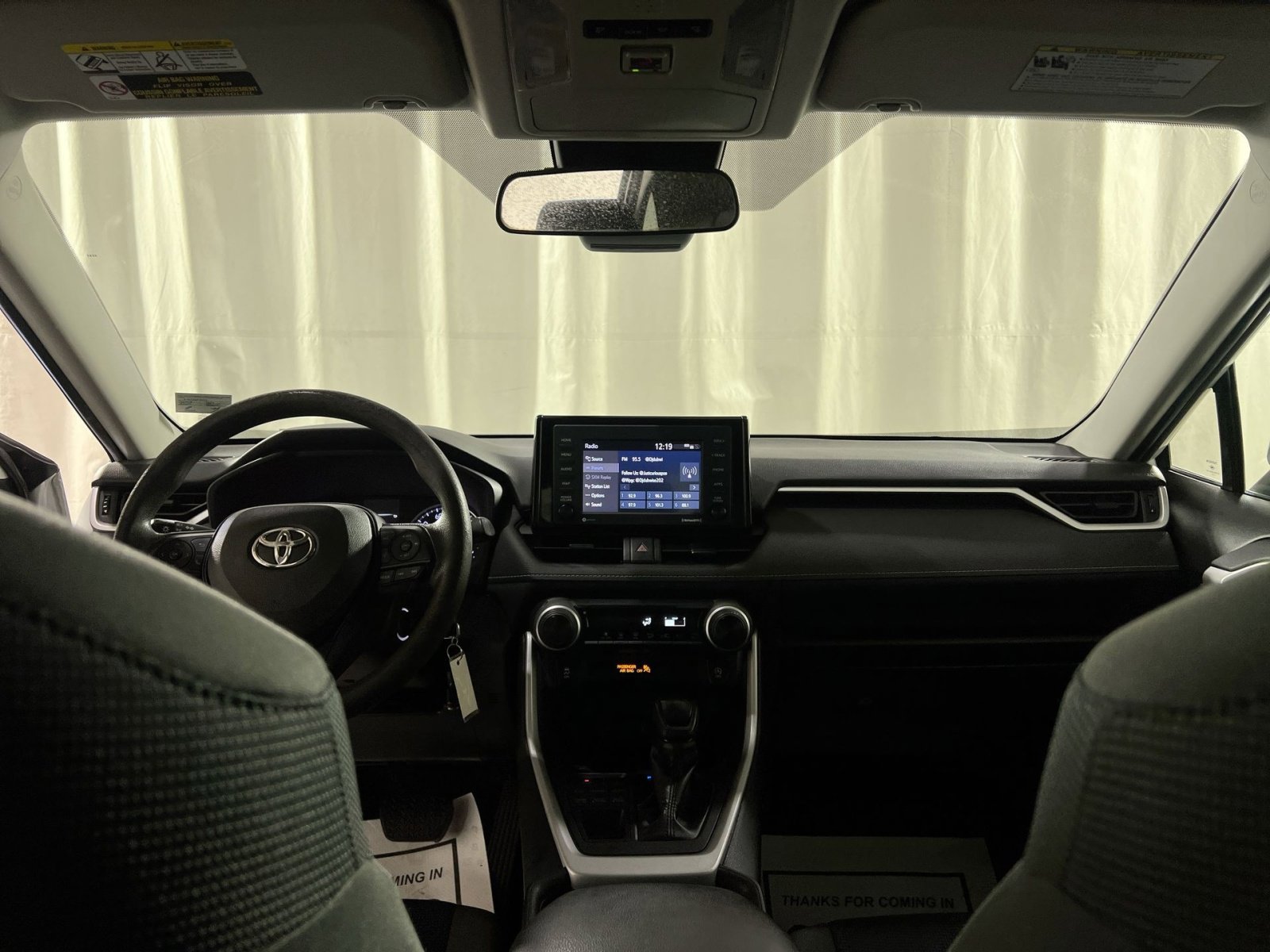 Used 2022 Toyota RAV4 LE image 16