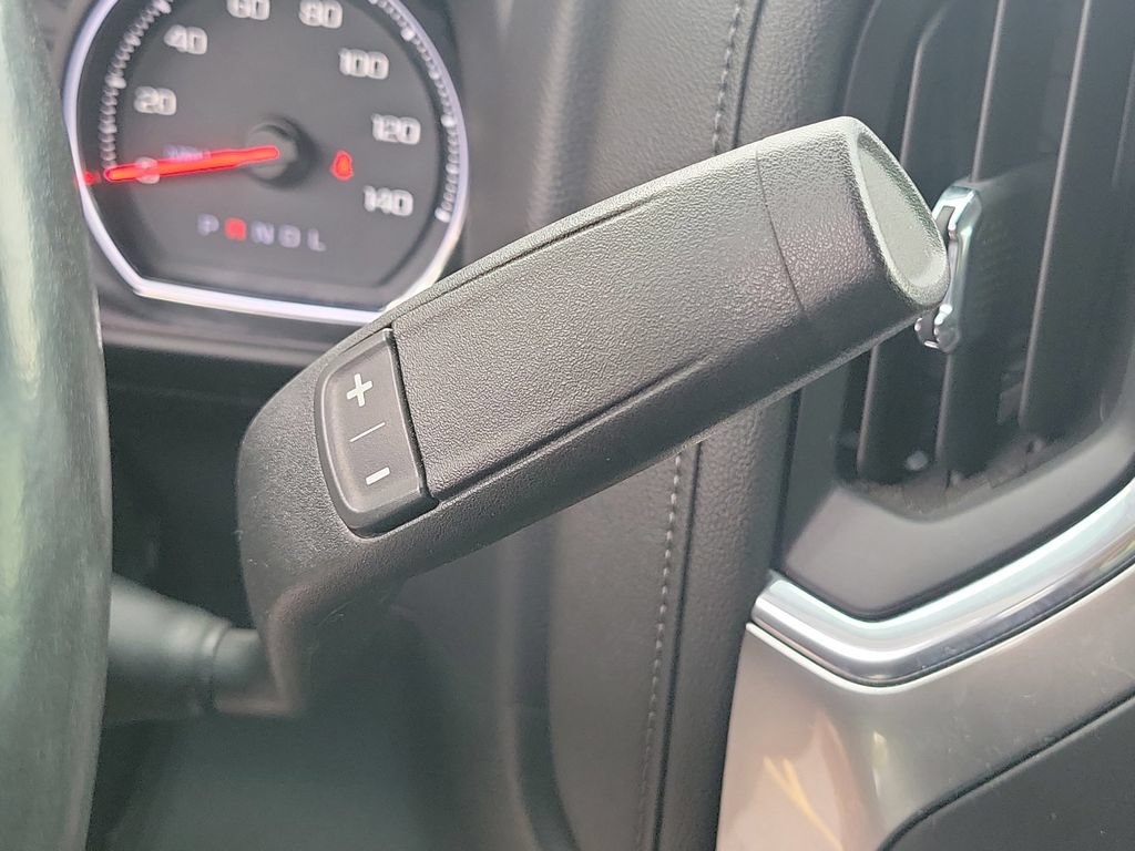 Used 2019 Chevrolet Silverado 1500 RST AWD/4WD image 34