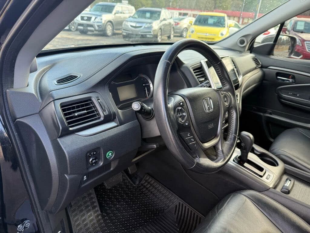 Used 2017 Honda Pilot EX-L image 16