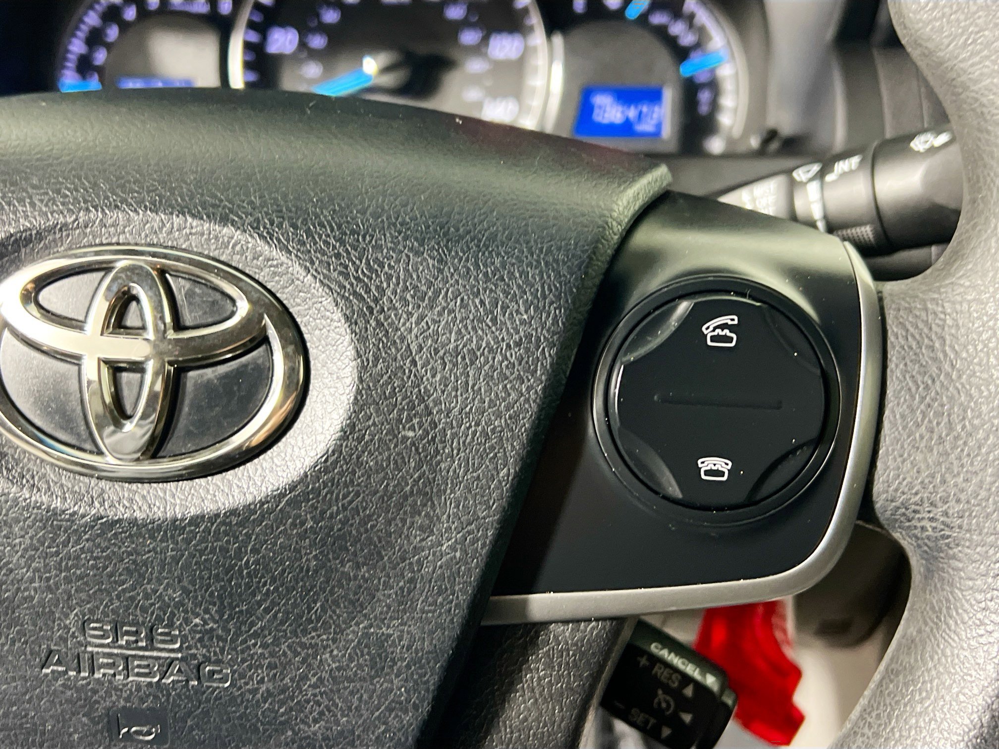 Used 2012 Toyota Camry LE image 19