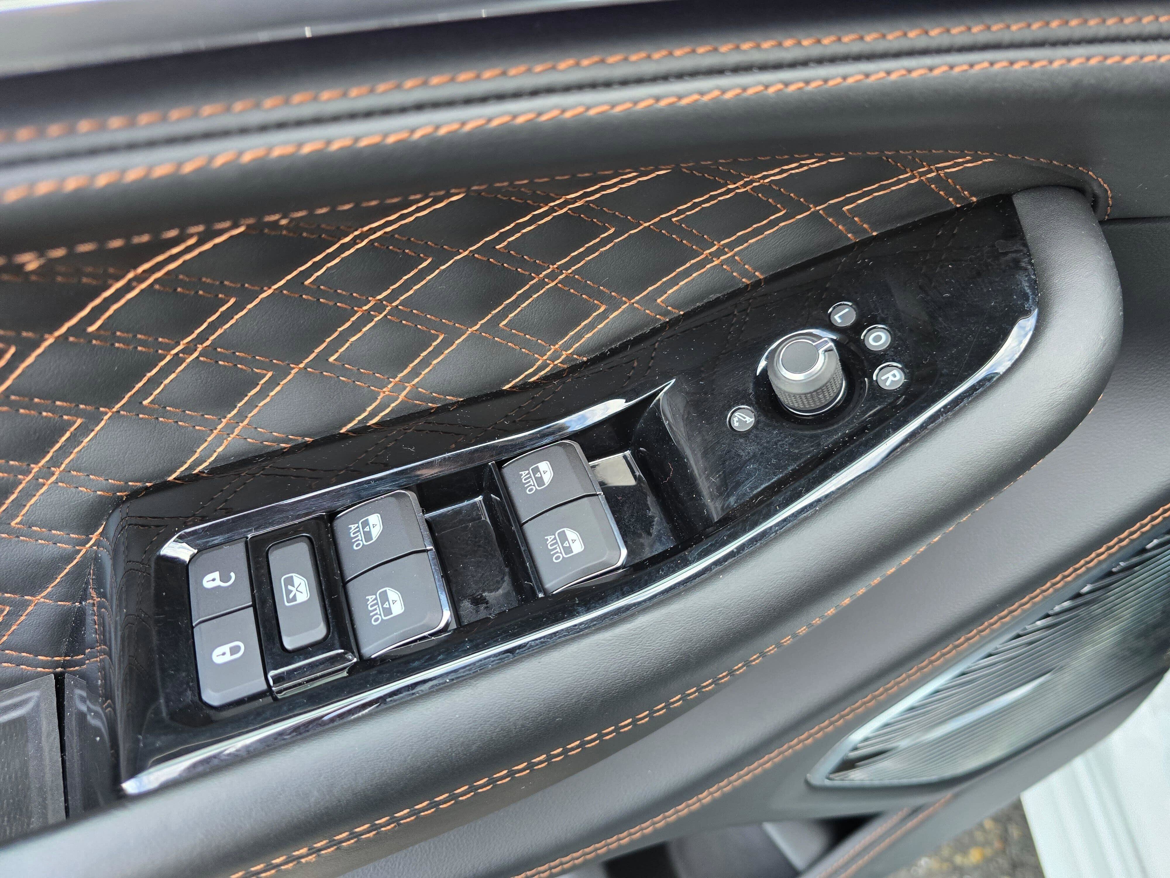 Used 2021 Jeep Grand Cherokee L Summit image 26