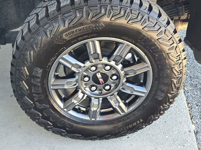 Certified 2026 GMC Sierra 1500 AT4X AWD/4WD image 32