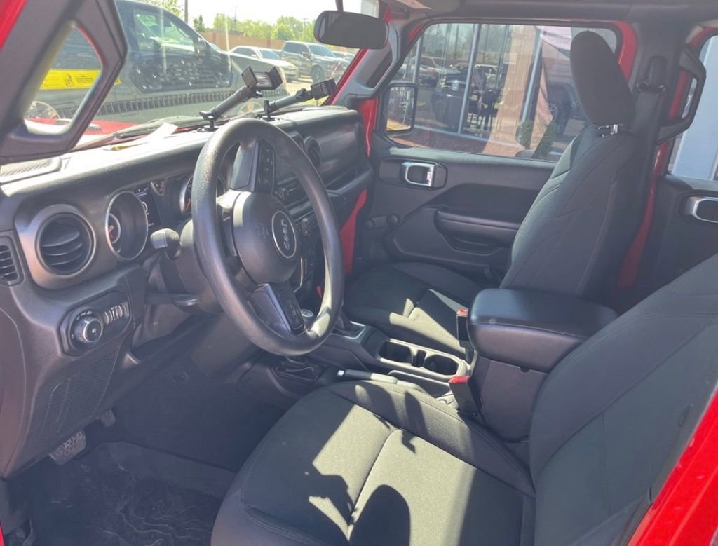 Used 2019 Jeep Wrangler Unlimited Sport image 10