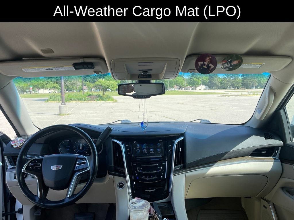 Used 2020 Cadillac Escalade 4WD image 11
