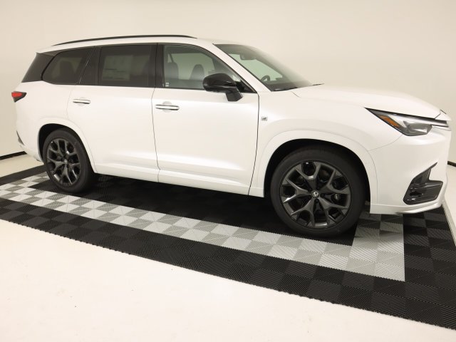 New 2026 Lexus TX 500h AWD w/ Technology Package image 5