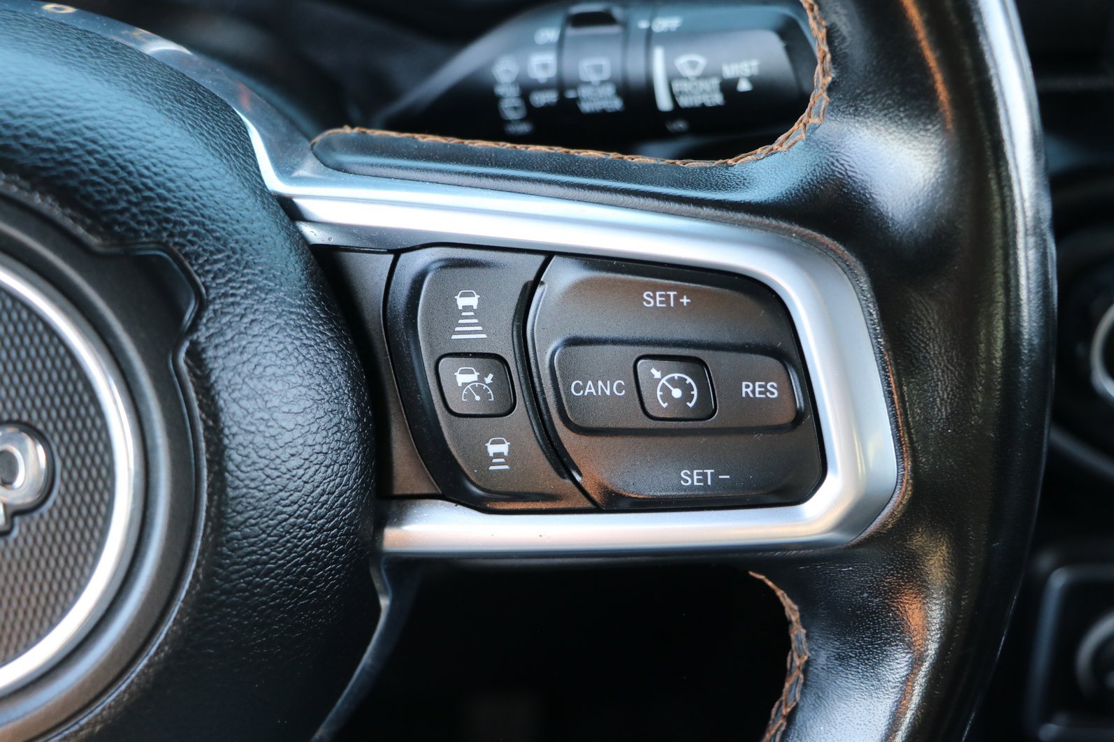 Used 2020 Jeep Wrangler Unlimited Sahara AWD/4WD image 18