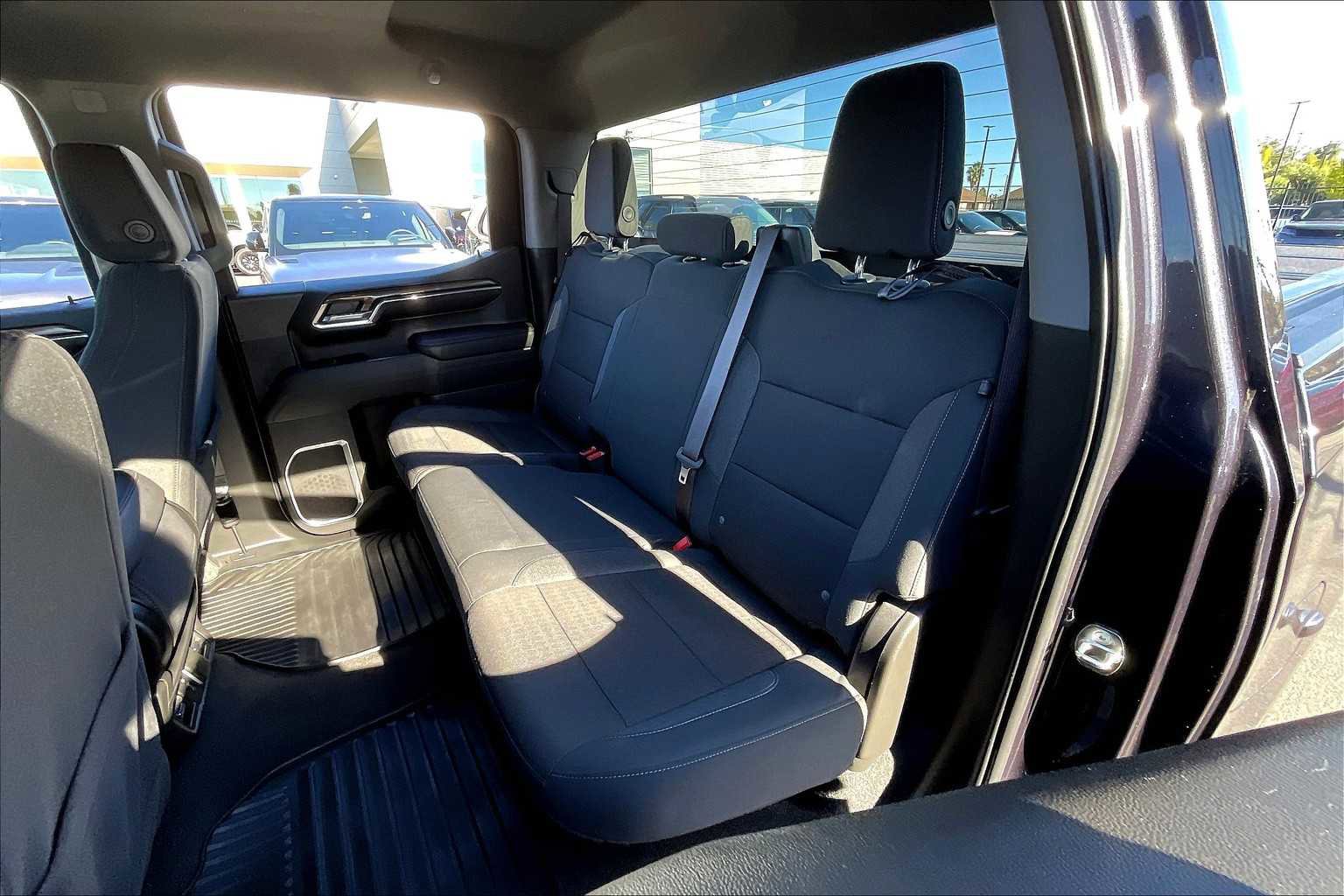 Used 2023 Chevrolet Silverado 1500 RST image 29