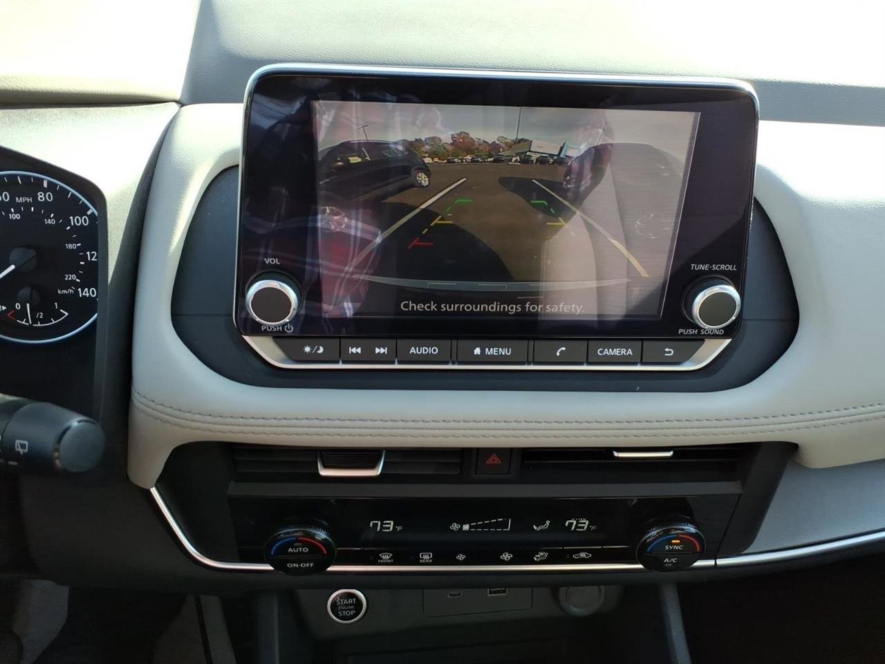 Used 2023 Nissan Rogue SV FWD image 17