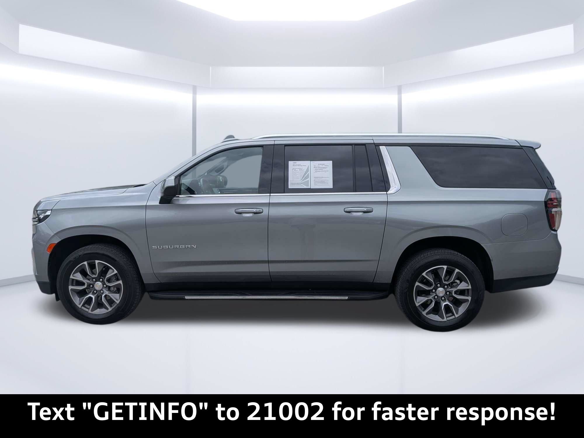 Used 2023 Chevrolet Suburban LS RWD image 7