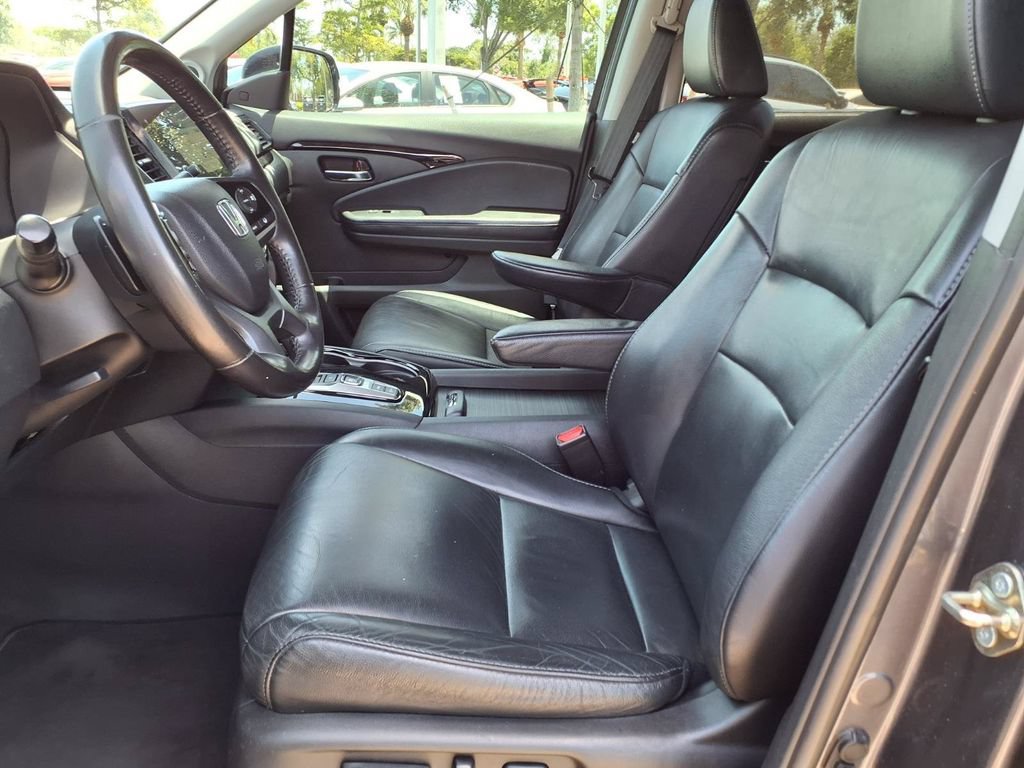 Used 2020 Honda Pilot Touring image 26