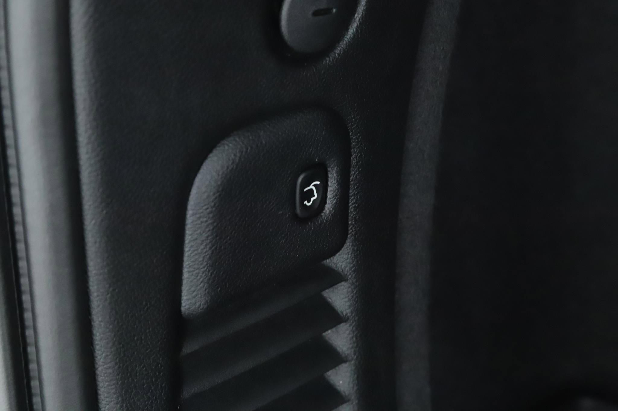 Used 2021 Dodge Durango R/T w/ Blacktop Package image 20