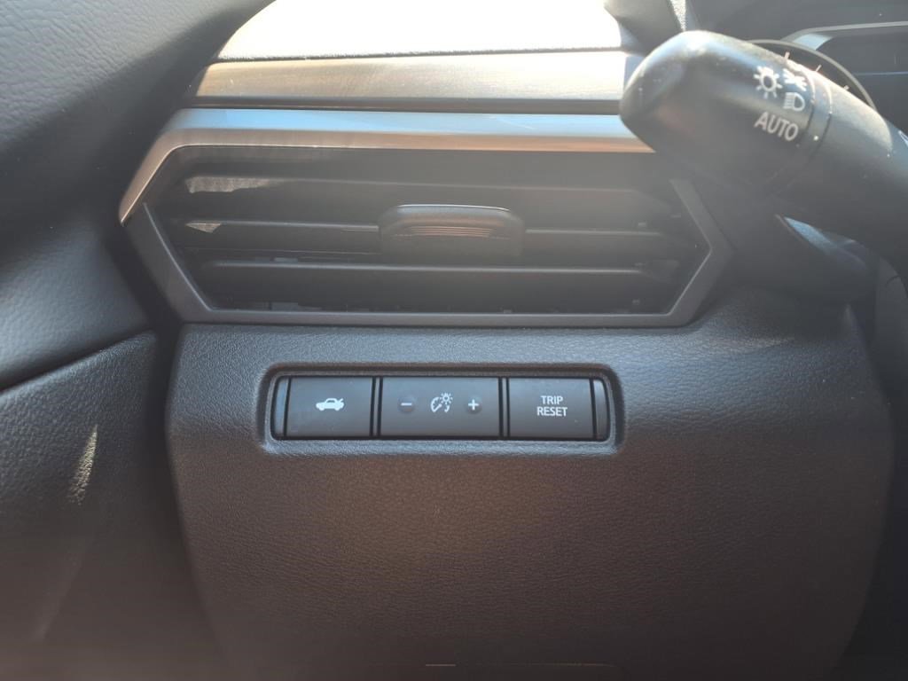 Used 2023 Nissan Altima 2.5 SV image 16