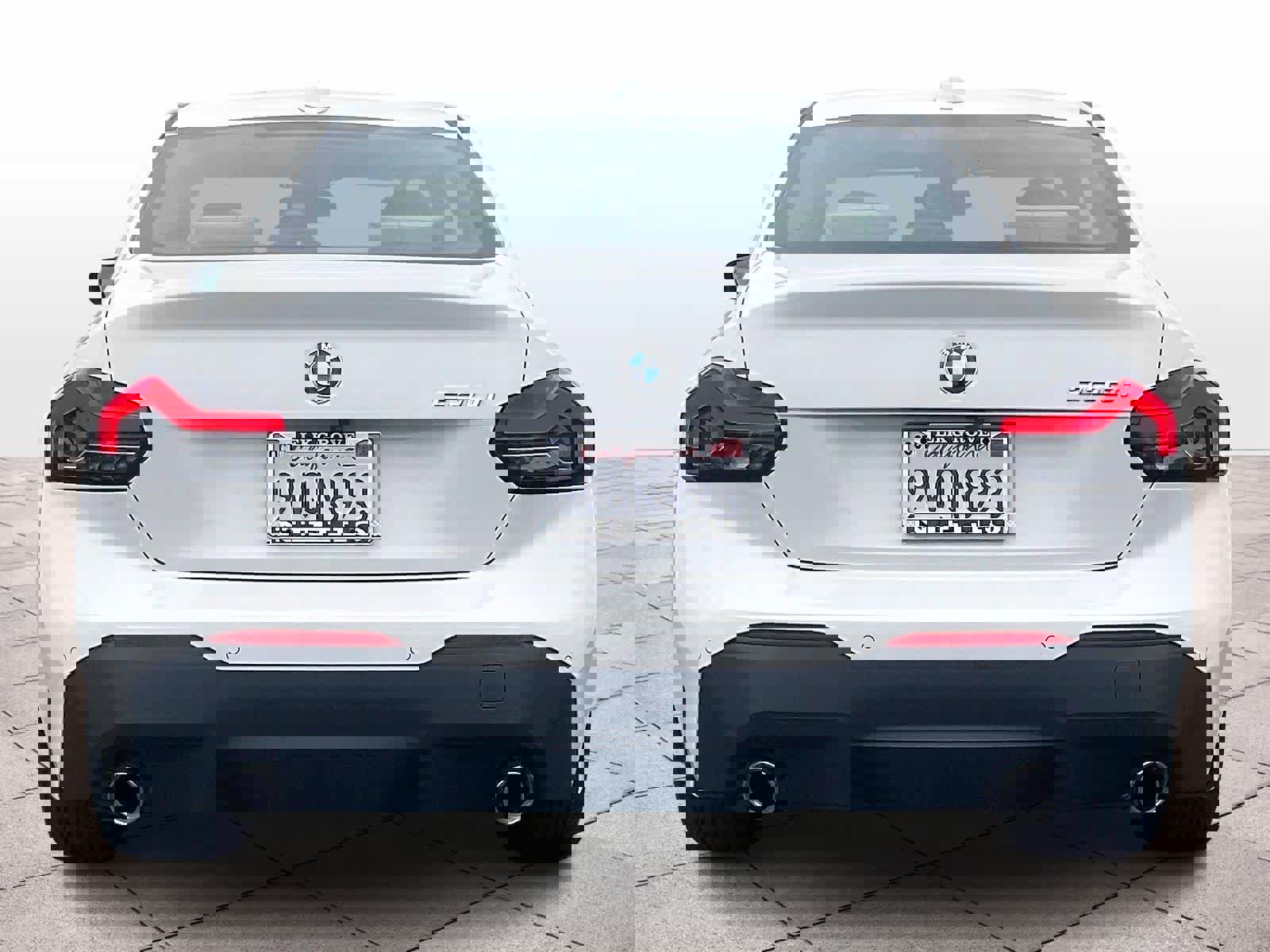 Used 2025 BMW 230i Coupe w/ Convenience Package RWD image 6