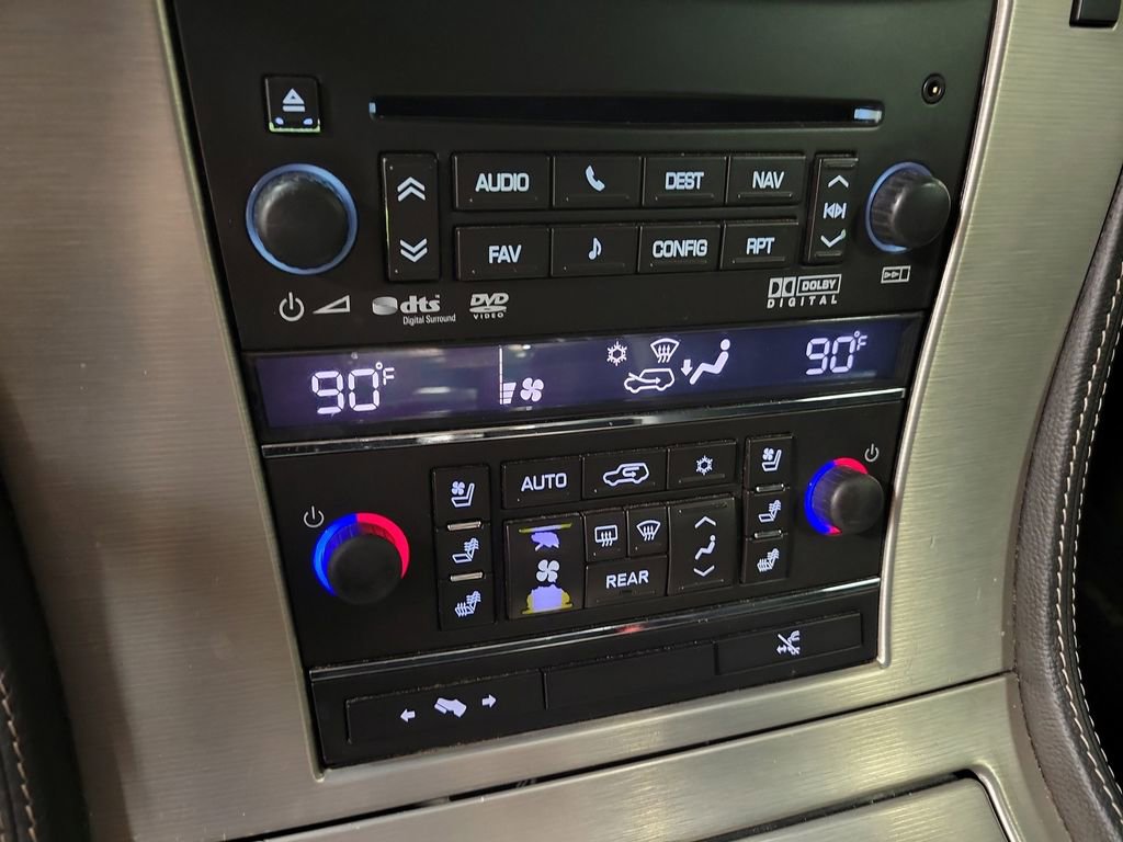 Used 2013 Cadillac Escalade ESV Platinum image 16