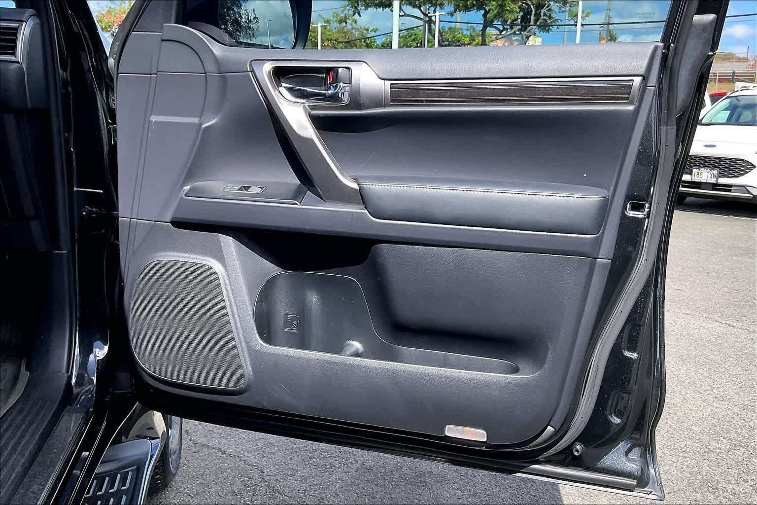 Used 2023 Lexus GX 460 Premium AWD/4WD image 28