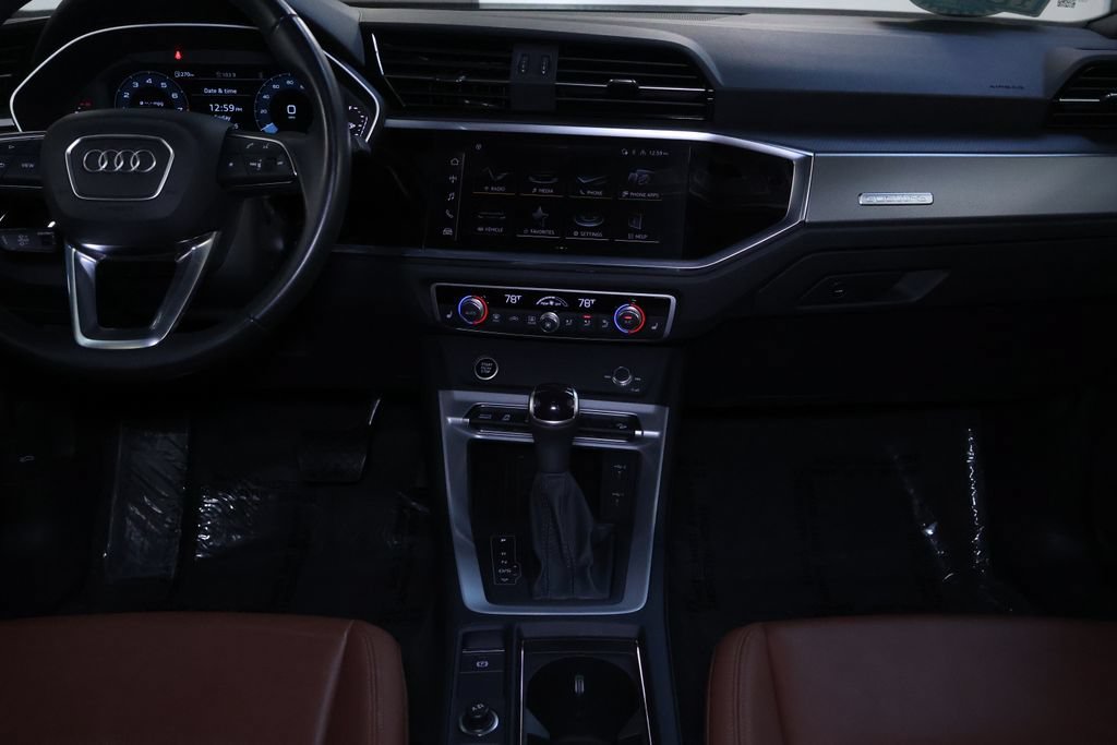 Used 2024 Audi Q3 2.0T Premium AWD/4WD image 19