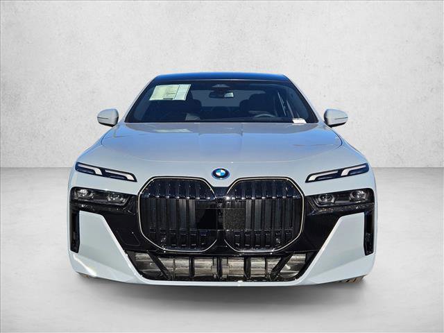 Used 2026 BMW i7 xDrive60 w/ Premium Package image 6