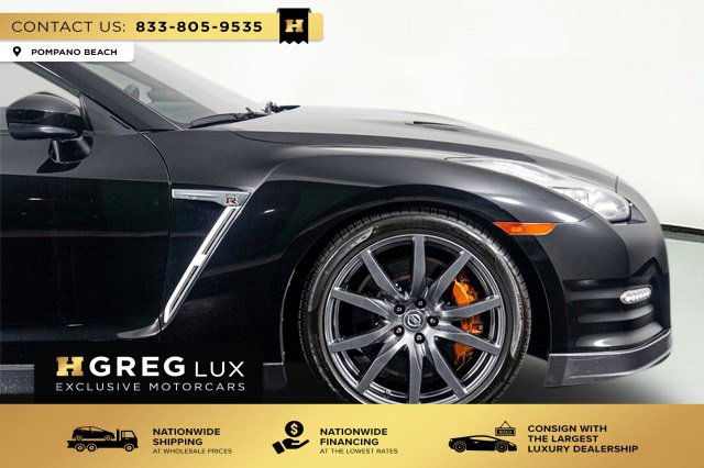 Used 2015 Nissan GT-R Premium image 5