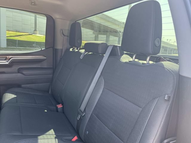Used 2023 Chevrolet Silverado 1500 LT Trail Boss w/ LPO, Dark Essentials Package AWD/4WD image 15