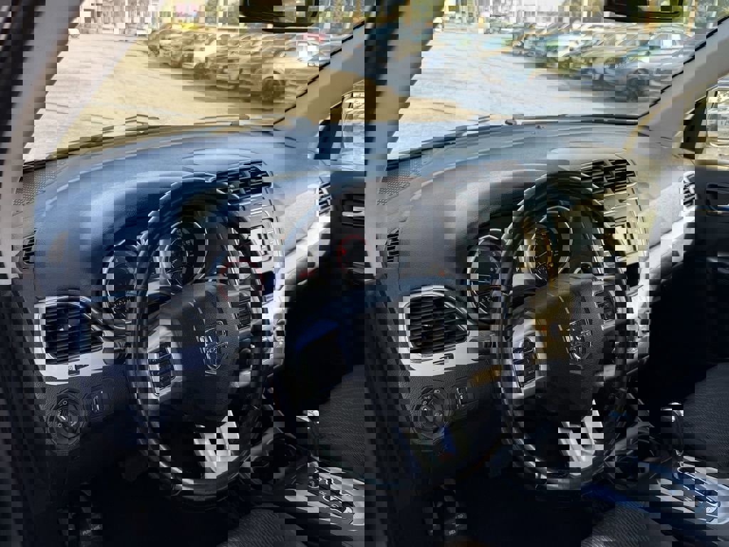 Used 2019 Dodge Journey SE w/ Connectivity Group image 18