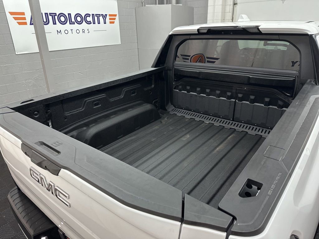Used 2025 GMC Sierra EV Denali AWD/4WD image 11