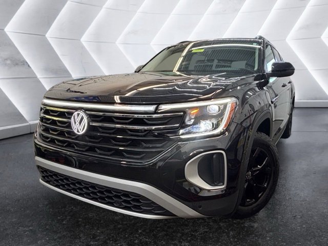 Used 2024 Volkswagen Atlas Peak Edition SE