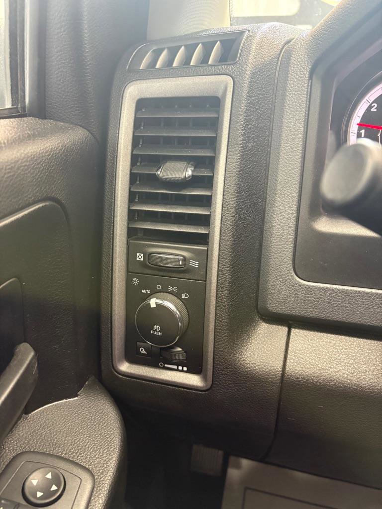 Used 2019 RAM 1500 Express w/ Express Value Package image 15