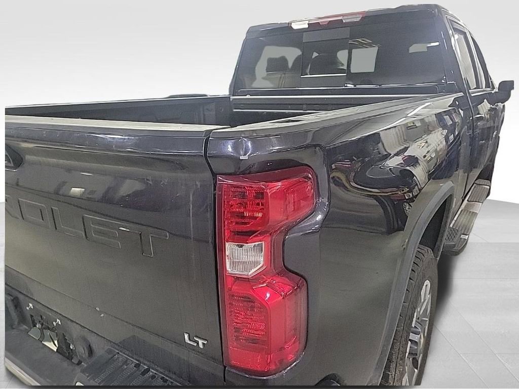 Used 2024 Chevrolet Silverado 2500 LT w/ All Star Edition image 3