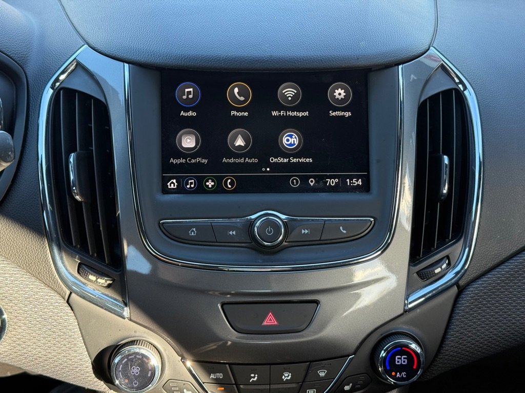 Used 2019 Chevrolet Cruze LT w/ Convenience Package image 22