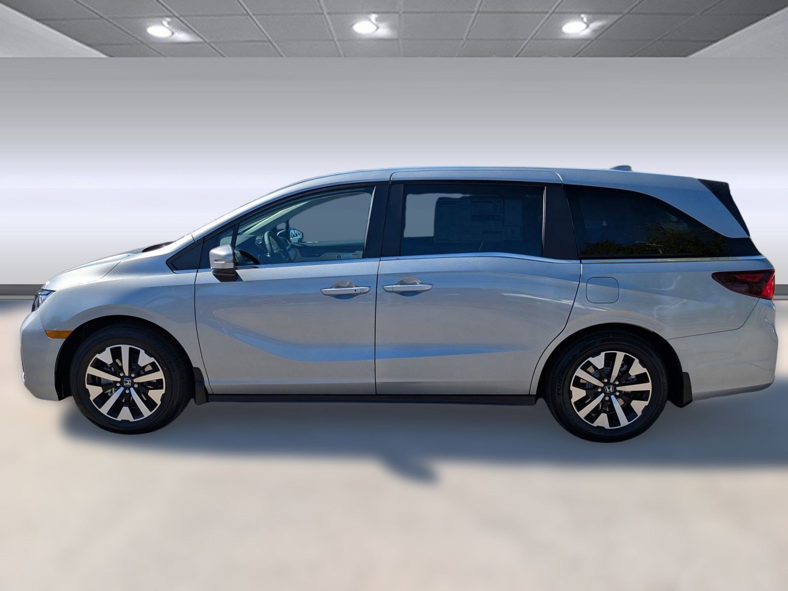 New 2026 Honda Odyssey EX-L image 2