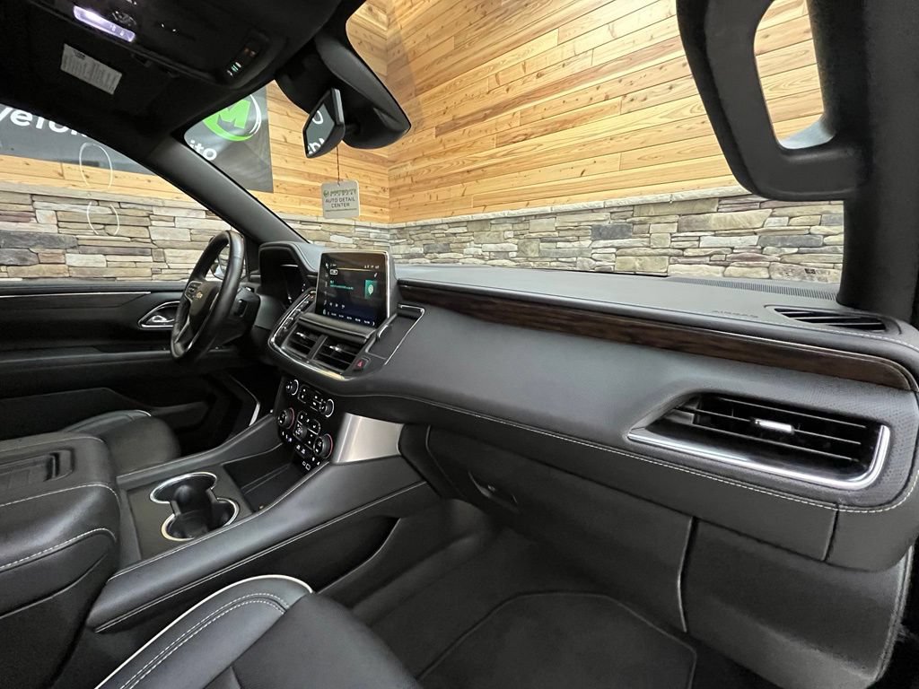Used 2024 Chevrolet Tahoe Premier AWD/4WD image 29