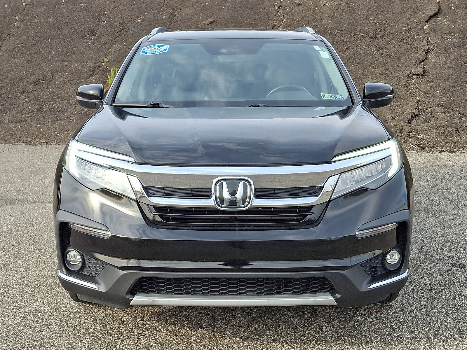 Used 2021 Honda Pilot Touring image 2