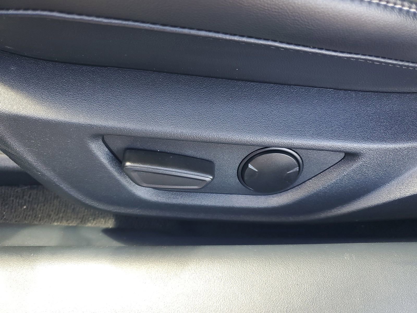 Used 2024 Ford Mustang Premium RWD image 12