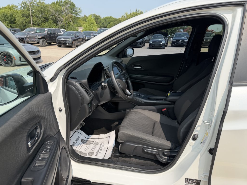 Used 2022 Honda HR-V Sport image 13