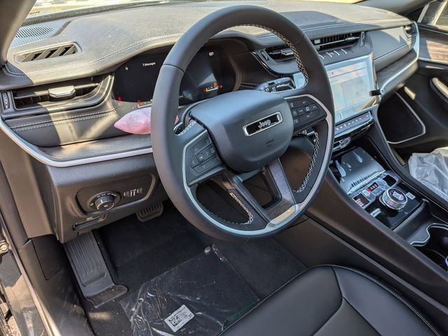 New 2026 Jeep Grand Cherokee Limited AWD/4WD image 11