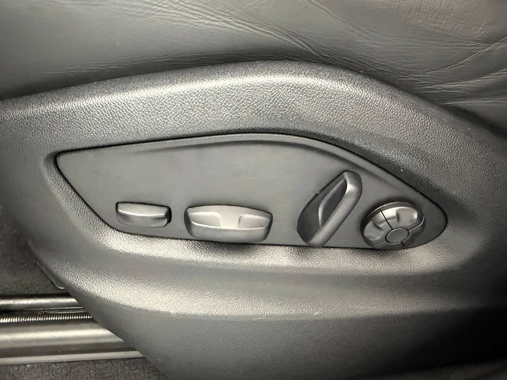 Certified 2023 Porsche Cayenne AWD/4WD image 21