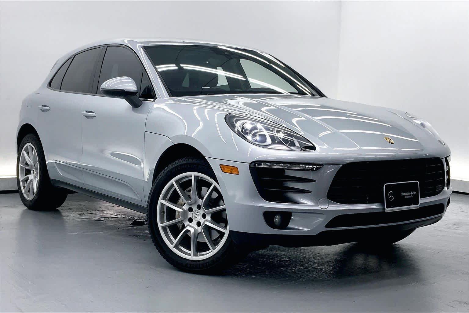 Used 2017 Porsche Macan S AWD/4WD image 6