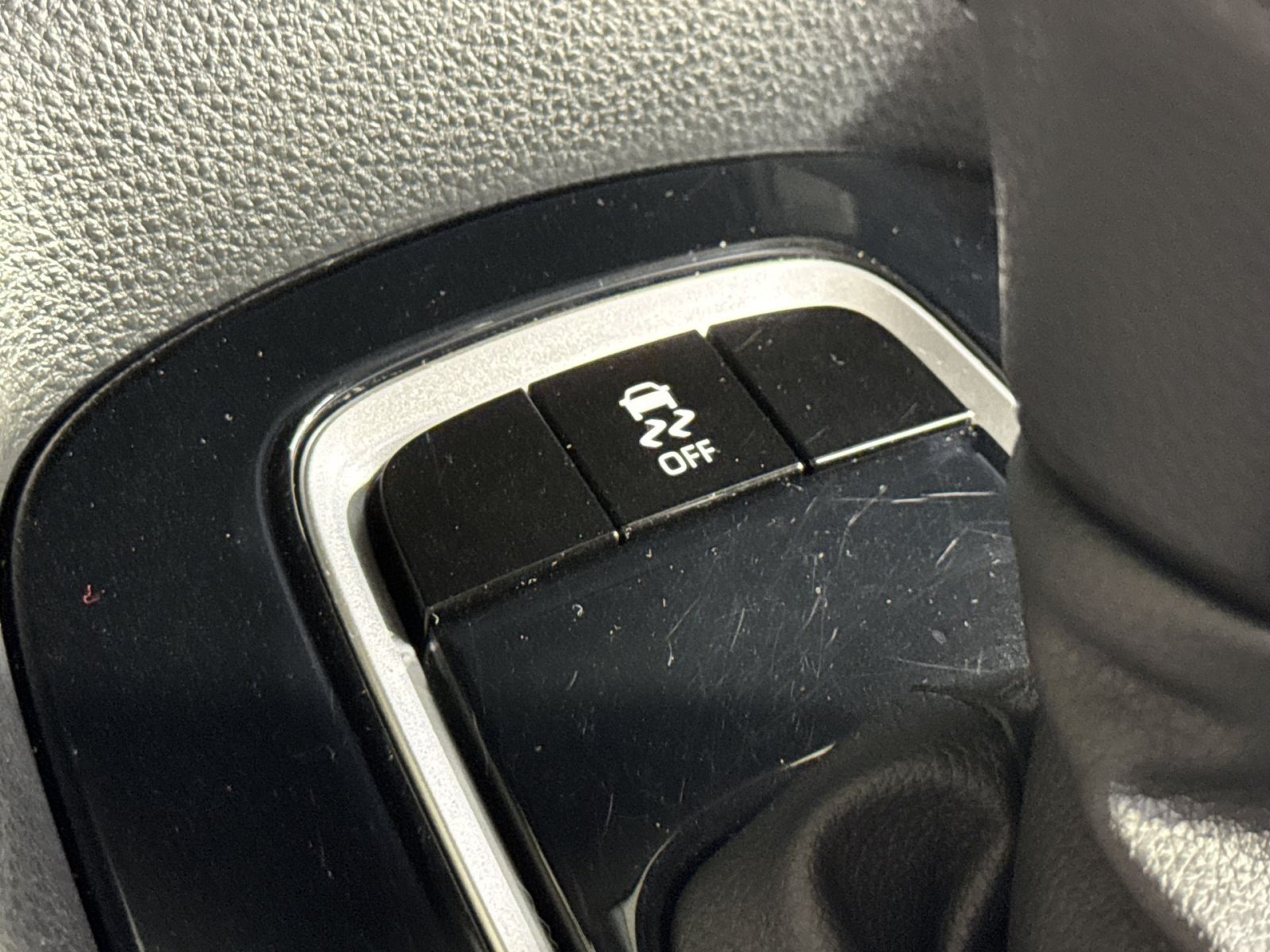 Used 2024 Toyota Corolla LE FWD image 42